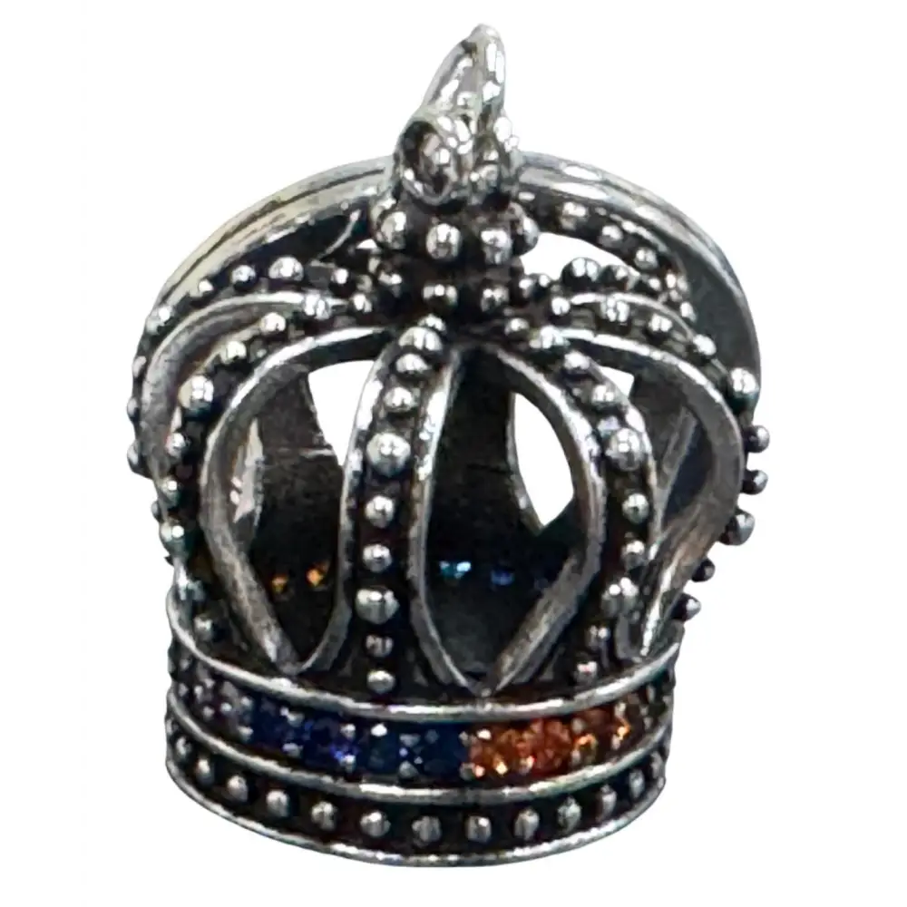 Queen Crown Metal Chess Keychain