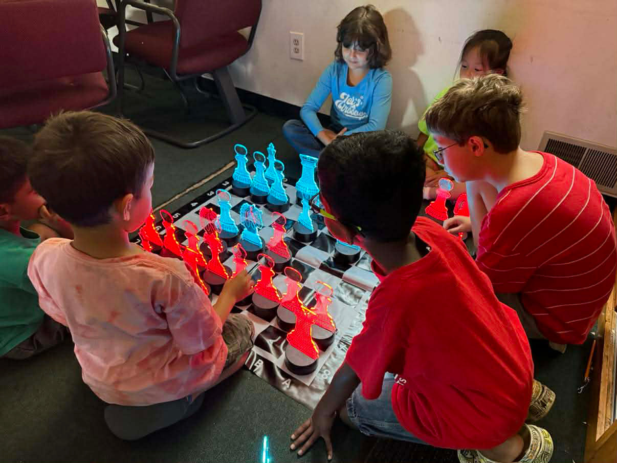 Illuminated Knight Light Chess Set with Plastic Board