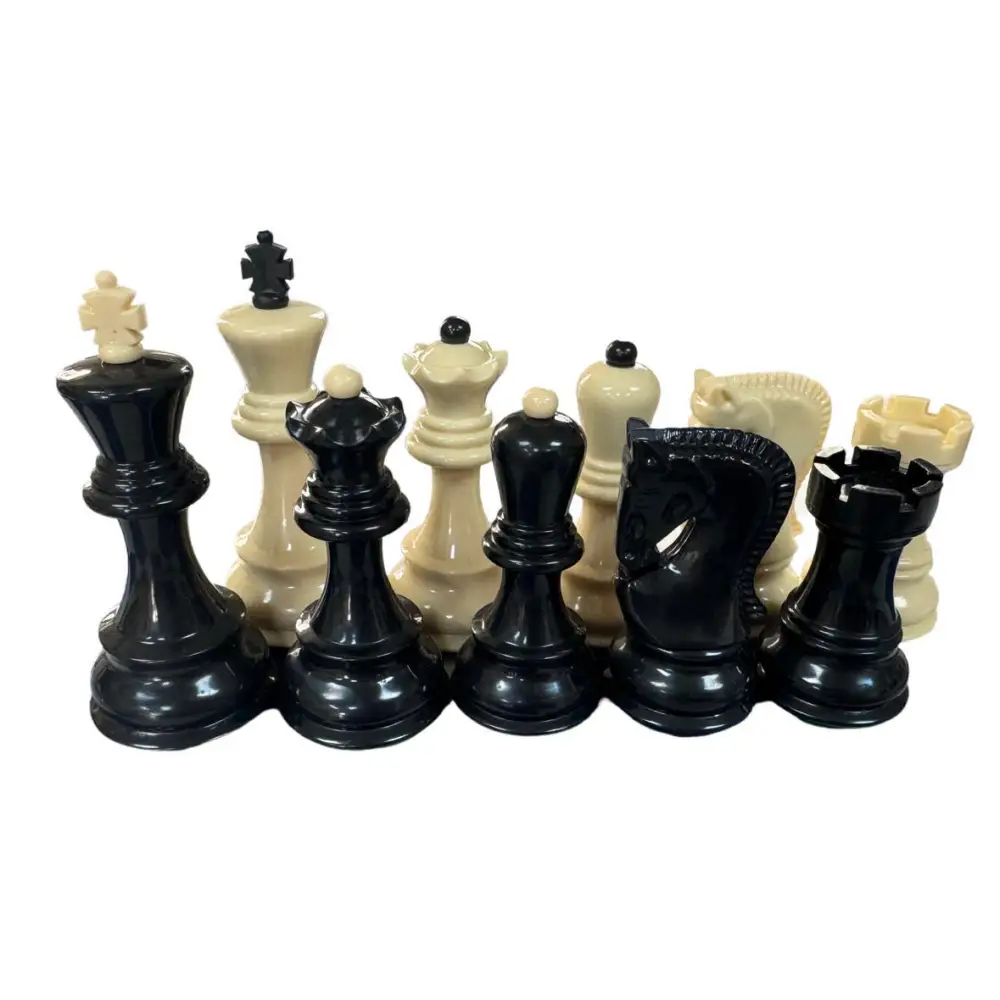 Black & White Weighted Zagreb Plastic Chess Set - Chess Pieces