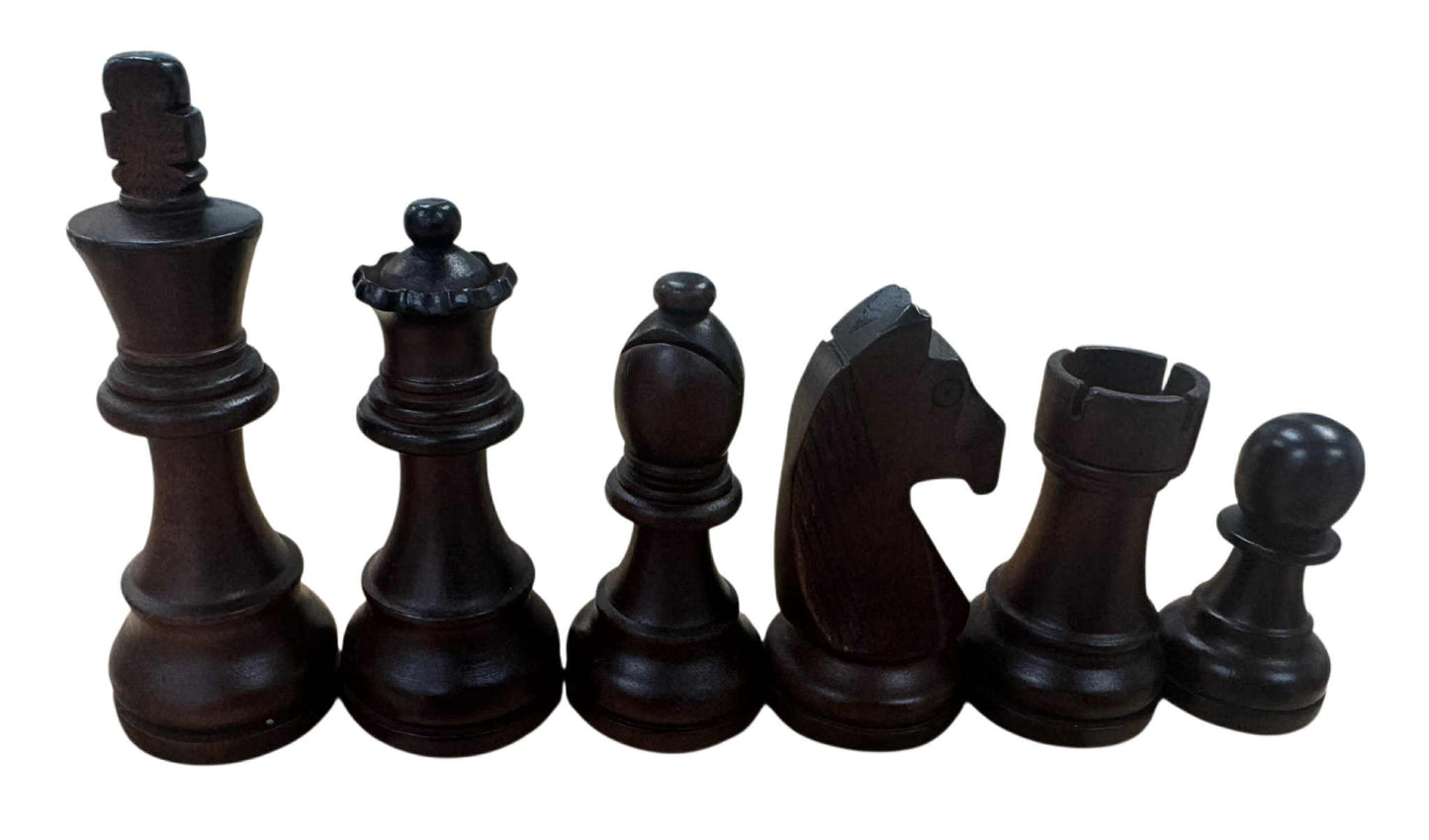 Weighted European Wood Chess Set with 2 Extra Queens