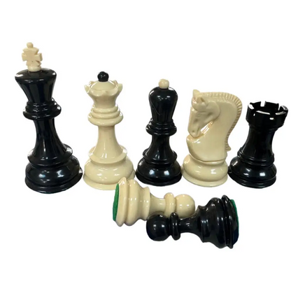 Black & White Weighted Zagreb Plastic Chess Set - Chess Pieces