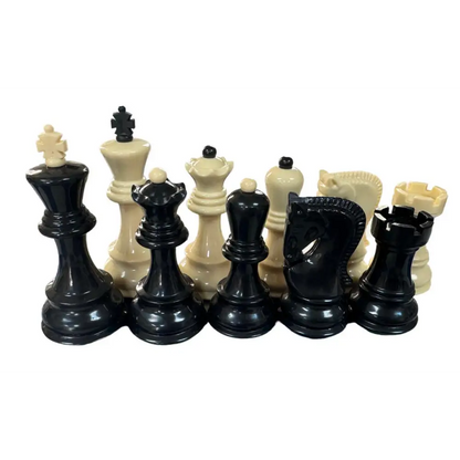 Black & White Weighted Zagreb Plastic Chess Set - Chess Pieces
